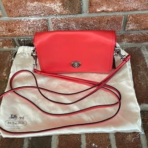 Mini coach crossbody